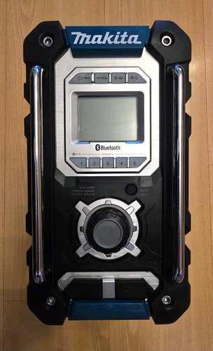 Makita dmr106 bluetooth radio - makita,